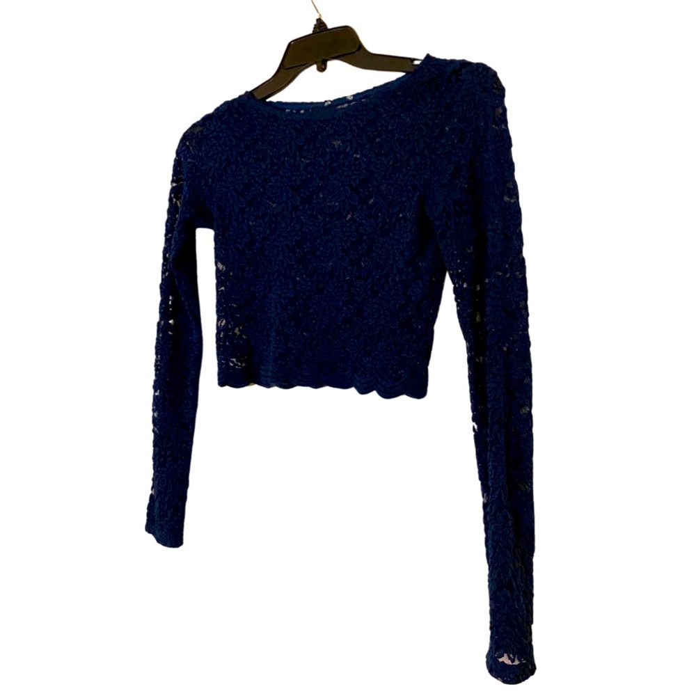 Long sleeve Lace Crop